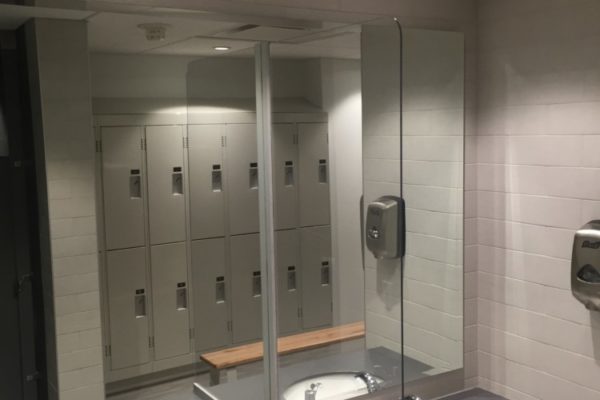 Washroom Divider 4